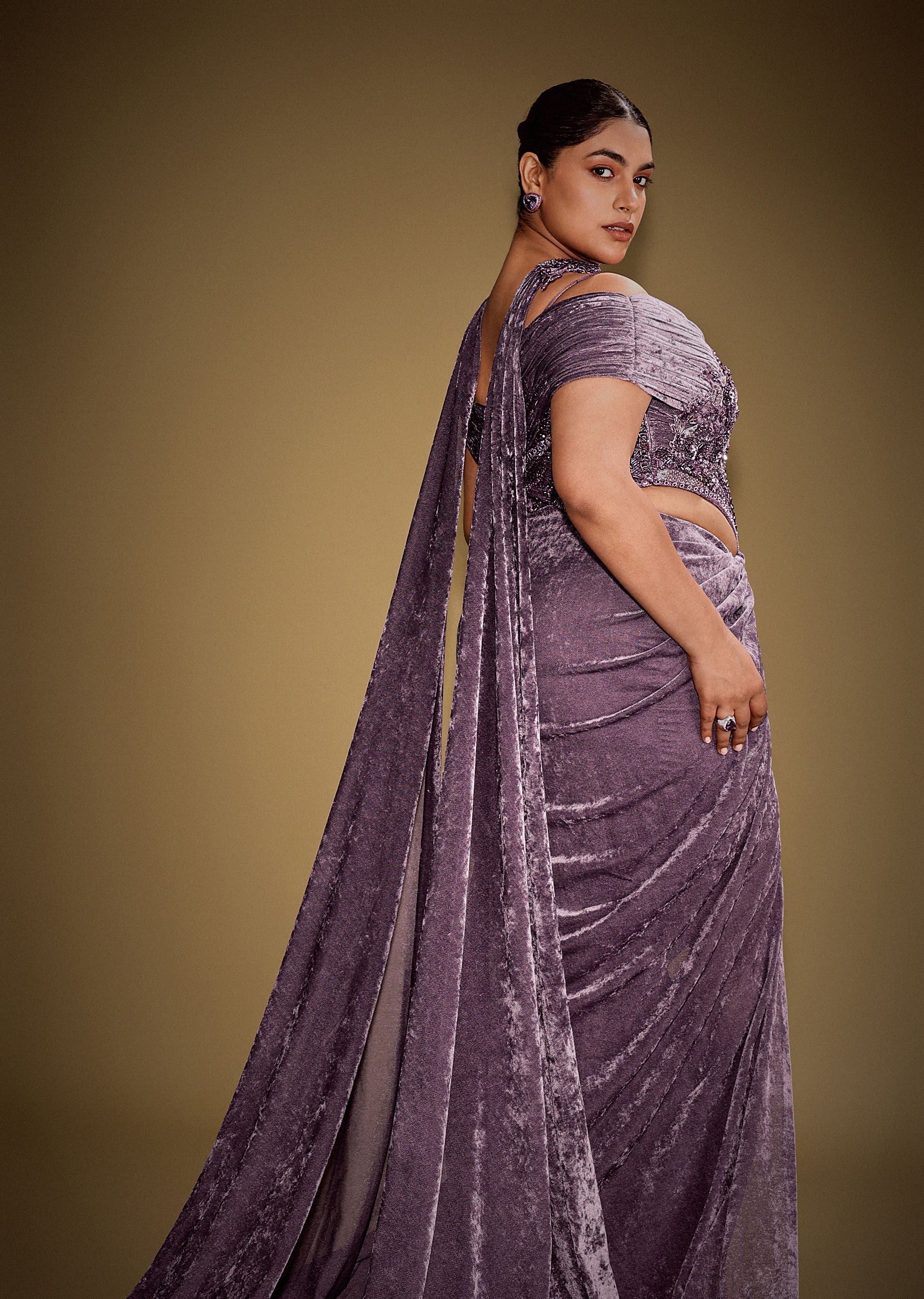 Mauve Off Shoulder Velvet Gown With Keyhole Detail And Embroidered Choker