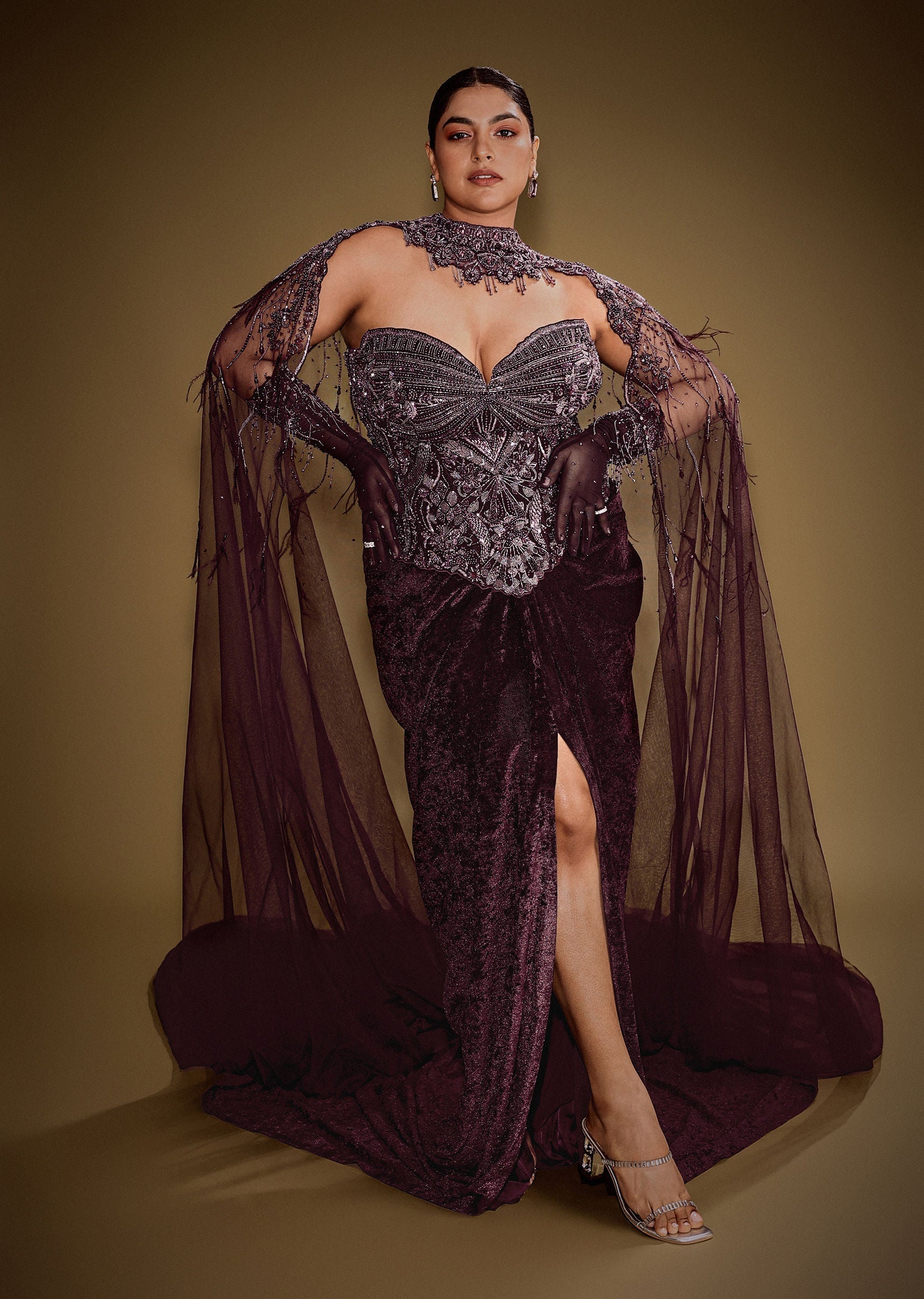 Wine Velvet Corset Set With Drape Skirt And Embroidered Cape