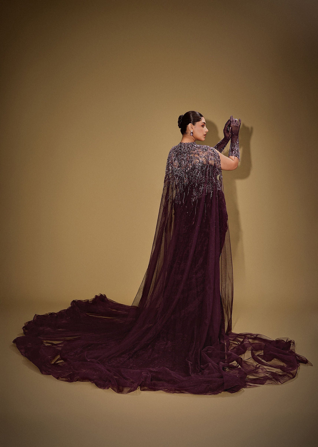 Wine Velvet Corset Set With Drape Skirt And Embroidered Cape